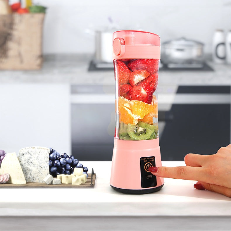 Portable Electric Fruit Juicer – USB Rechargeable Mini Blender